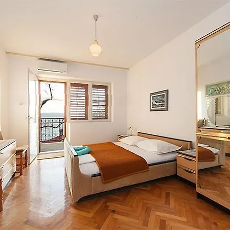 Appartement 16 Brela